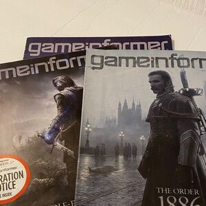 GAMEINFORMER Magazine Set - Black and Gray 3